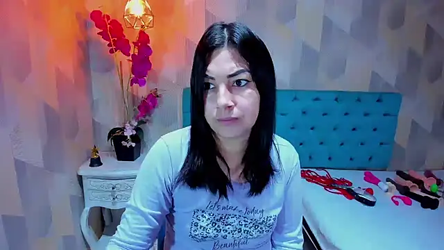 AdaFawxx online show from 6, 2, 2026