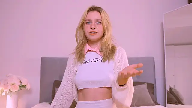 FapClubFamm online show from 19, 9, 2025