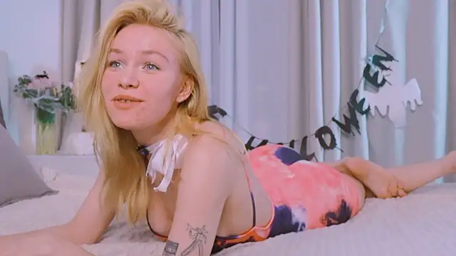 FapClubFamm online show from 30, 10, 2025