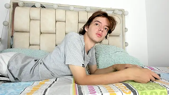 daniel hot03 online show from 16, 1, 2026