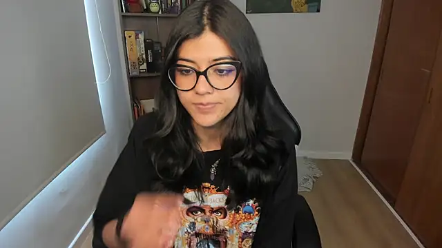 valerie  skyy online show from 19, 12, 2025