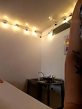 my-kitty online show from 17, 12, 2025