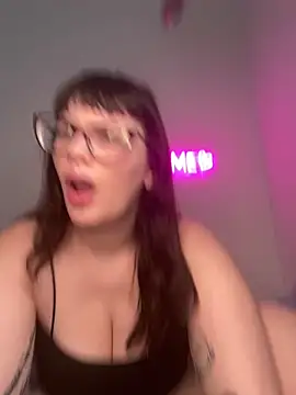 Mona-Peaches online show from 15, 2, 2026