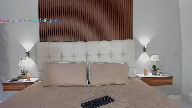 Snapshot of sofi_potter_ chatting on 8, 1, 2026 sofi potter online show from 8, 1, 2026