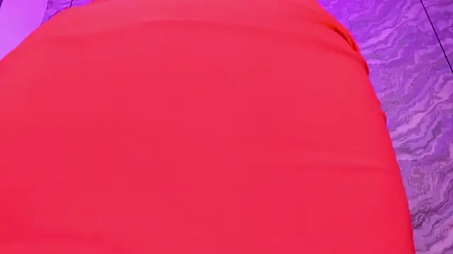 EmmaSwift  online show from 5, 1, 2025