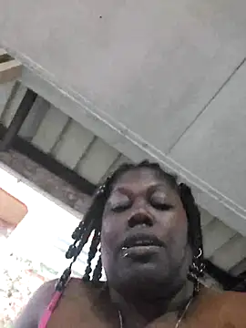 Snapshot of XgeileKutje chatting on 10, 2, 2025 XgeileKutje online show from 10, 2, 2025