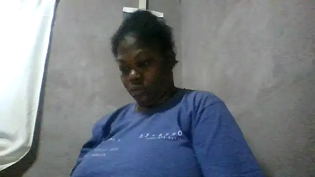 Snapshot of XgeileKutje chatting on 12, 11, 2025 XgeileKutje online show from 12, 11, 2025