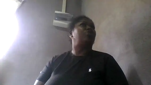 Snapshot of XgeileKutje chatting on 23, 11, 2025 XgeileKutje online show from 23, 11, 2025