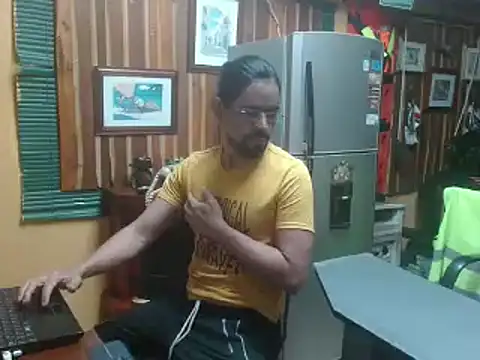 Dr Pocholate84 online show from 28, 1, 2025