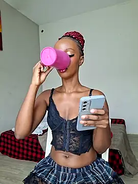 Kamdollie online show from 20, 6, 2026