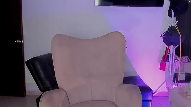 Snapshot of selene_king2 chatting on 18, 9, 2025 selene king2 online show from 18, 9, 2025