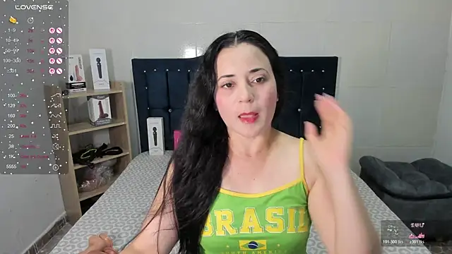 Snapshot of Perverse_Kim chatting on 17, 12, 2025 Perverse Kim online show from 17, 12, 2025