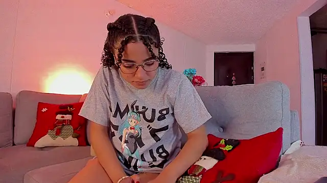 Snapshot of DAHLIA_BROWNIE chatting on 28, 12, 2024 DAHLIA BROWNIE online show from 28, 12, 2024