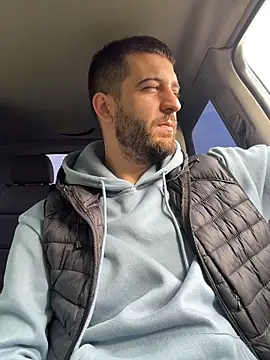 ElChapoGuzman95 online show from 16, 4, 2026