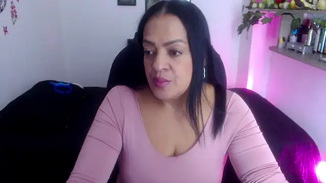 Snapshot of menfismuller2 chatting on 17, 10, 2025 menfismuller2 online show from 17, 10, 2025