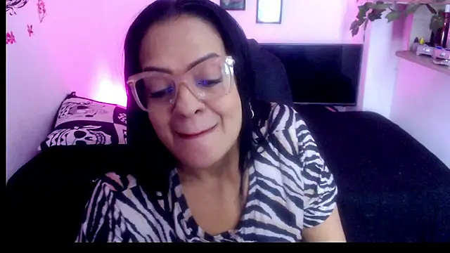 Snapshot of menfismuller2 chatting on 2, 12, 2025 menfismuller2 online show from 2, 12, 2025