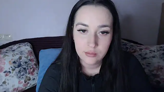 Snapshot of vitalina_freedom chatting on 21, 11, 2025 vitalina freedom online show from 21, 11, 2025