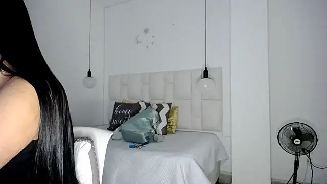 tiffany  pink online show from 14, 9, 2025