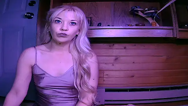 lyra rose online show from 22, 3, 2025