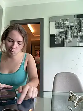 Snapshot of Nura_n_Sarah chatting on 13, 3, 2025 Nura n Sarah online show from 13, 3, 2025