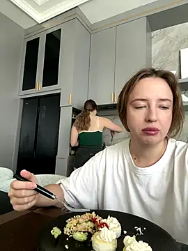 Snapshot of Nura_n_Sarah chatting on 2, 10, 2025 Nura n Sarah online show from 2, 10, 2025