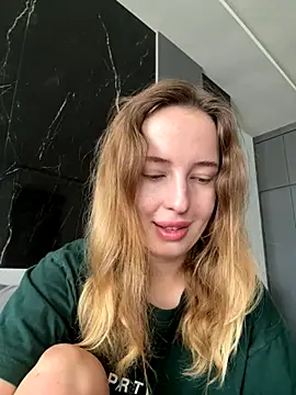 Snapshot of Nura_n_Sarah chatting on 19, 11, 2025 Nura n Sarah online show from 19, 11, 2025