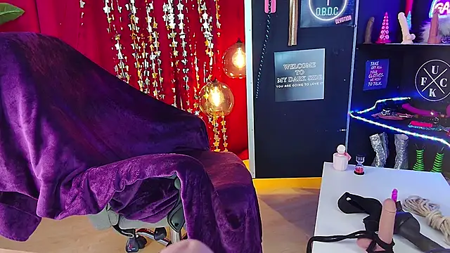 iammistress online show from 22, 1, 2025