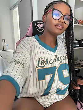 Snapshot of Neelo-Smith chatting on 5, 12, 2024 Neelo-Smith online show from 5, 12, 2024