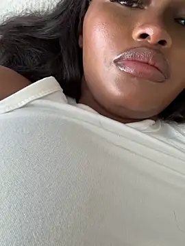 Snapshot of Neelo-Smith chatting on 8, 2, 2025 Neelo-Smith online show from 8, 2, 2025