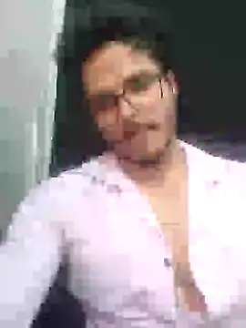 Snapshot of rounakhunk chatting on 27, 4, 2026 rounakhunk online show from 27, 4, 2026