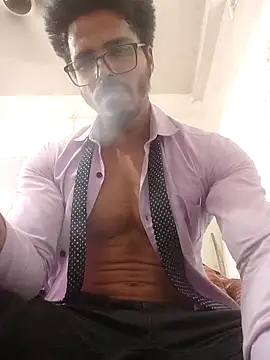 Snapshot of rounakhunk chatting on 7, 5, 2026 rounakhunk online show from 7, 5, 2026