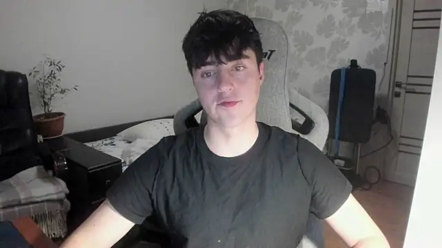 Knuckles17 online show from 18, 12, 2025