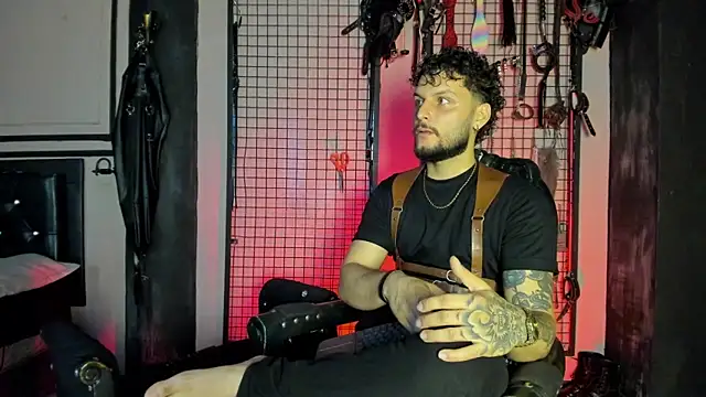 Twisted Fantasy online show from 31, 3, 2026