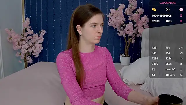 -Mirror-Girl- online show from 7, 2, 2025