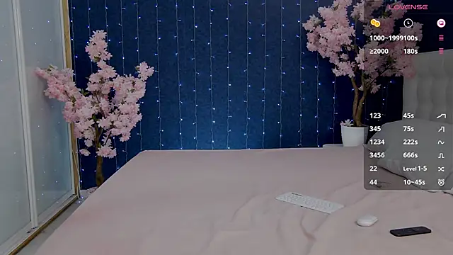 -Mirror-Girl- online show from 15, 3, 2025