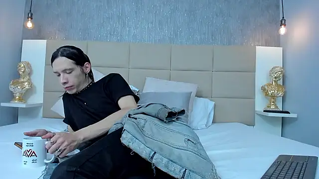 Hecatee 77 online show from 7, 3, 2026