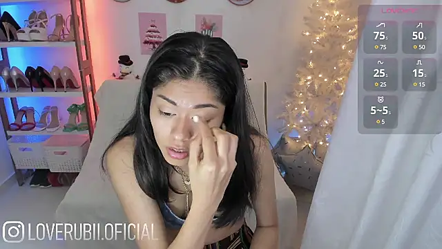 Snapshot of loverubii chatting on 4, 12, 2024 loverubii online show from 4, 12, 2024