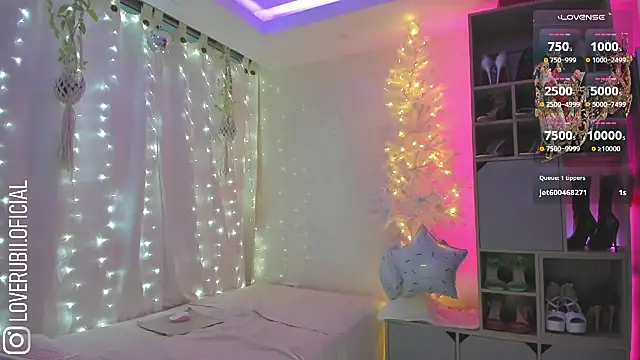 Snapshot of loverubii chatting on 18, 12, 2024 loverubii online show from 18, 12, 2024