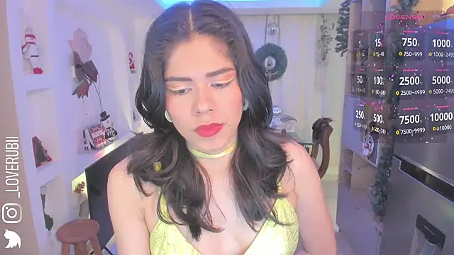 Snapshot of loverubii chatting on 23, 11, 2025 loverubii online show from 23, 11, 2025