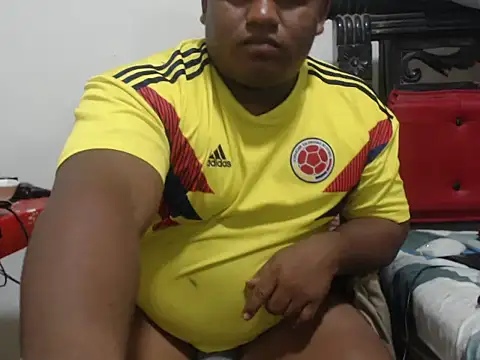 Snapshot of PONSE_LATINO chatting on 4, 7, 2026 PONSE LATINO online show from 4, 7, 2026