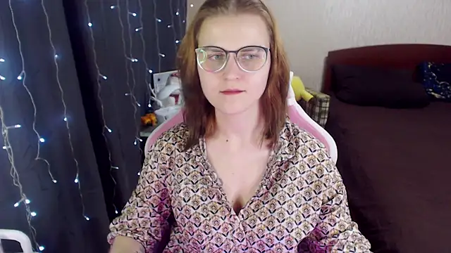 Snapshot of MissBrightShine chatting on 29, 1, 2025 MissBrightShine online show from 29, 1, 2025