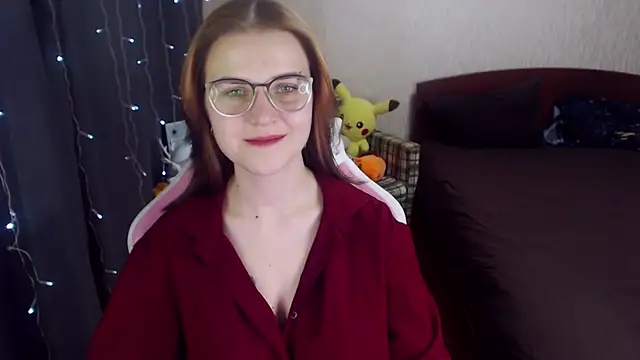 Snapshot of MissBrightShine chatting on 12, 2, 2025 MissBrightShine online show from 12, 2, 2025