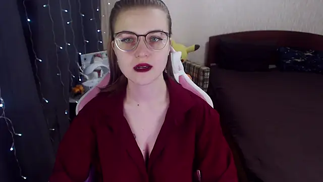 Snapshot of MissBrightShine chatting on 14, 2, 2025 MissBrightShine online show from 14, 2, 2025