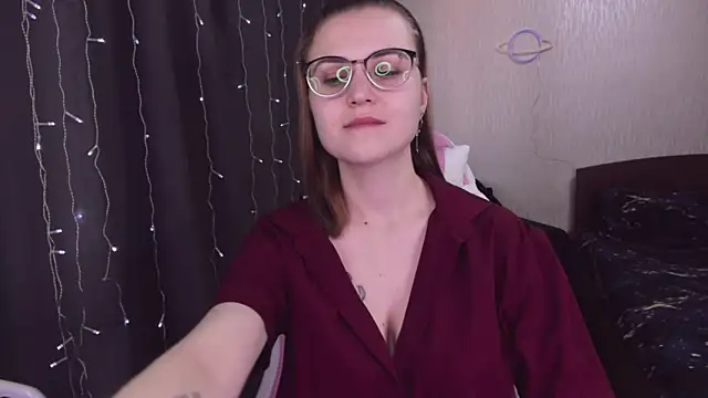 Snapshot of MissBrightShine chatting on 20, 2, 2025 MissBrightShine online show from 20, 2, 2025