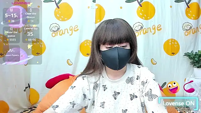 Snapshot of alonelove__ chatting on 5, 5, 2026 alonelove online show from 5, 5, 2026