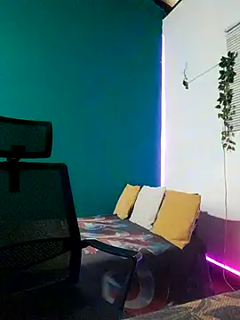 Rayansmith  online show from 5, 3, 2026