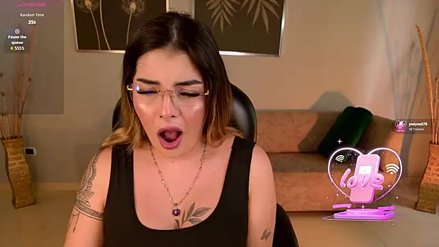 Snapshot of LisaMonroe_ chatting on 3, 12, 2025 LisaMonroe online show from 3, 12, 2025