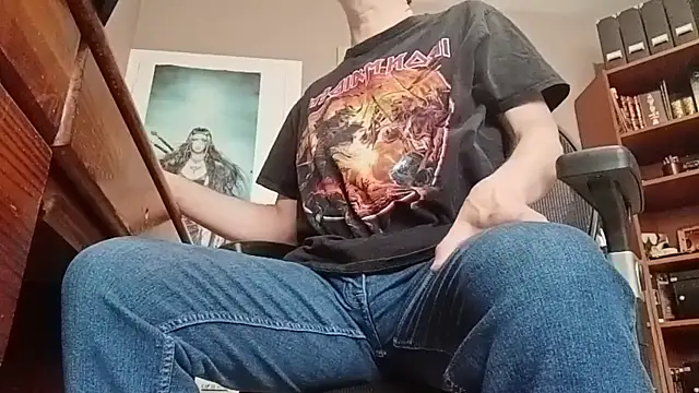 Mandra is a whore online show from 10, 10, 2025