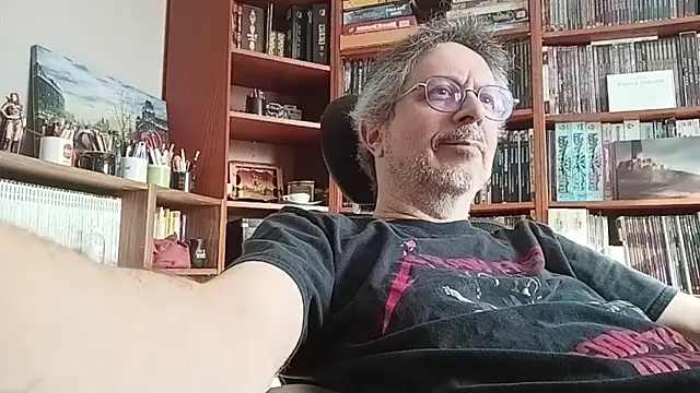 Mandra is a whore online show from 12, 10, 2025