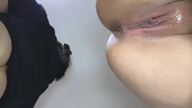 MIYAMOTO MARINA online show from 18, 2, 2025